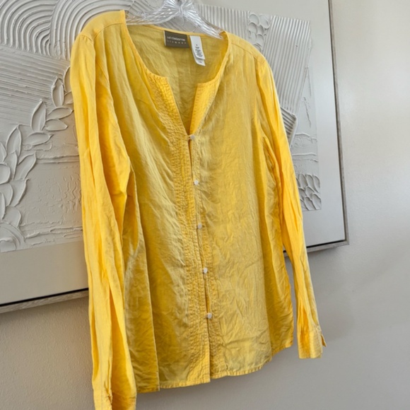 Liz Claiborne Lizwear Women's Yellow Long Sleeve Front Button SZ M Top Blouse - Picture 5 of 9